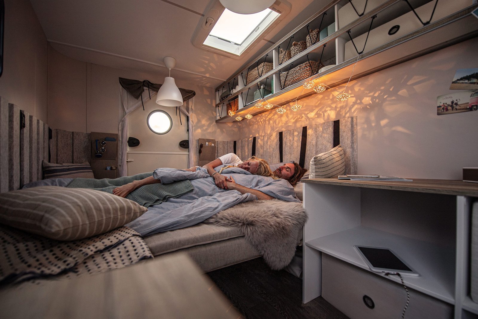 Hobby Beachy 450 model 2022 Cannenburg Caravans en Campers De