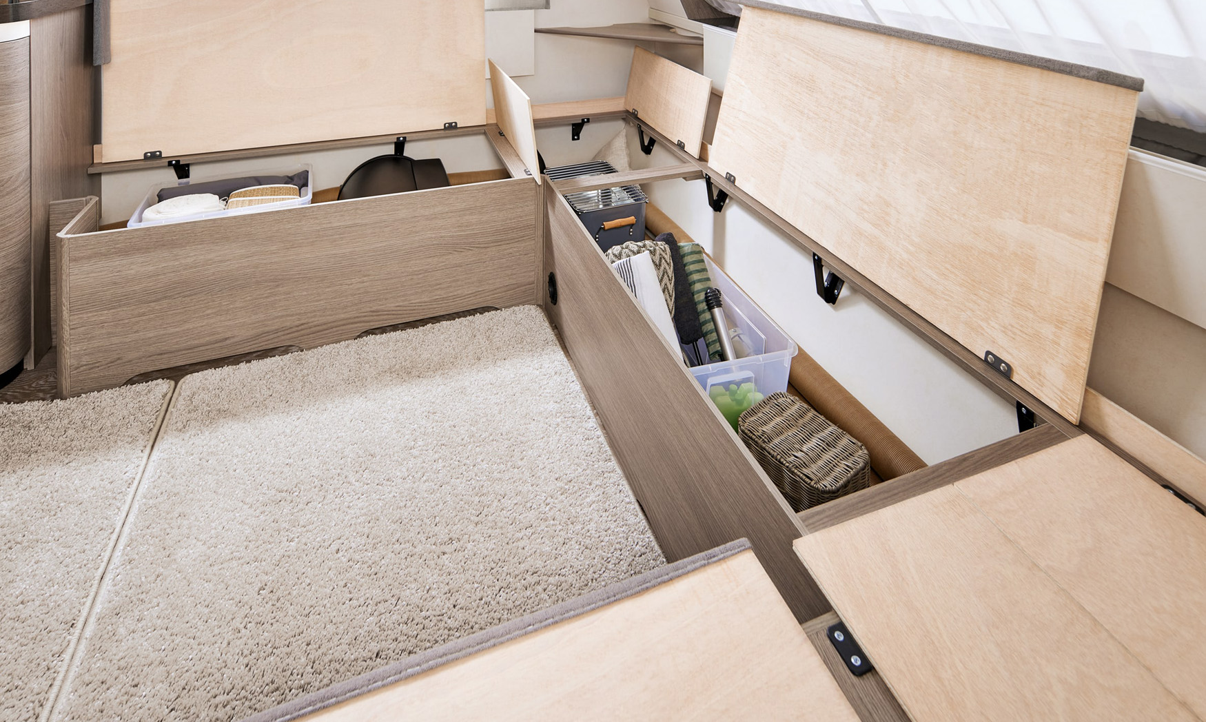 Hobby Prestige 720 KWFU Model 2023 - Cannenburg Caravans en Campers ...
