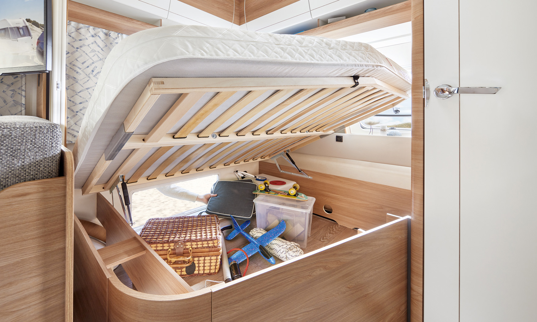 Hobby De Luxe 400 SFe Model 2023 Cannenburg Caravans en Campers De