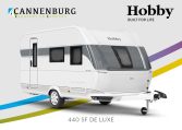 Buitenkant Hobby caravan modeljaar 2024 Hobby De Luxe 440 sf front